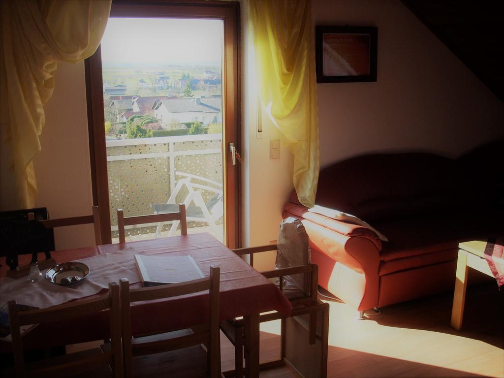 Ferienwohnung Lahntal/Taunus Huttenberg Экстерьер фото